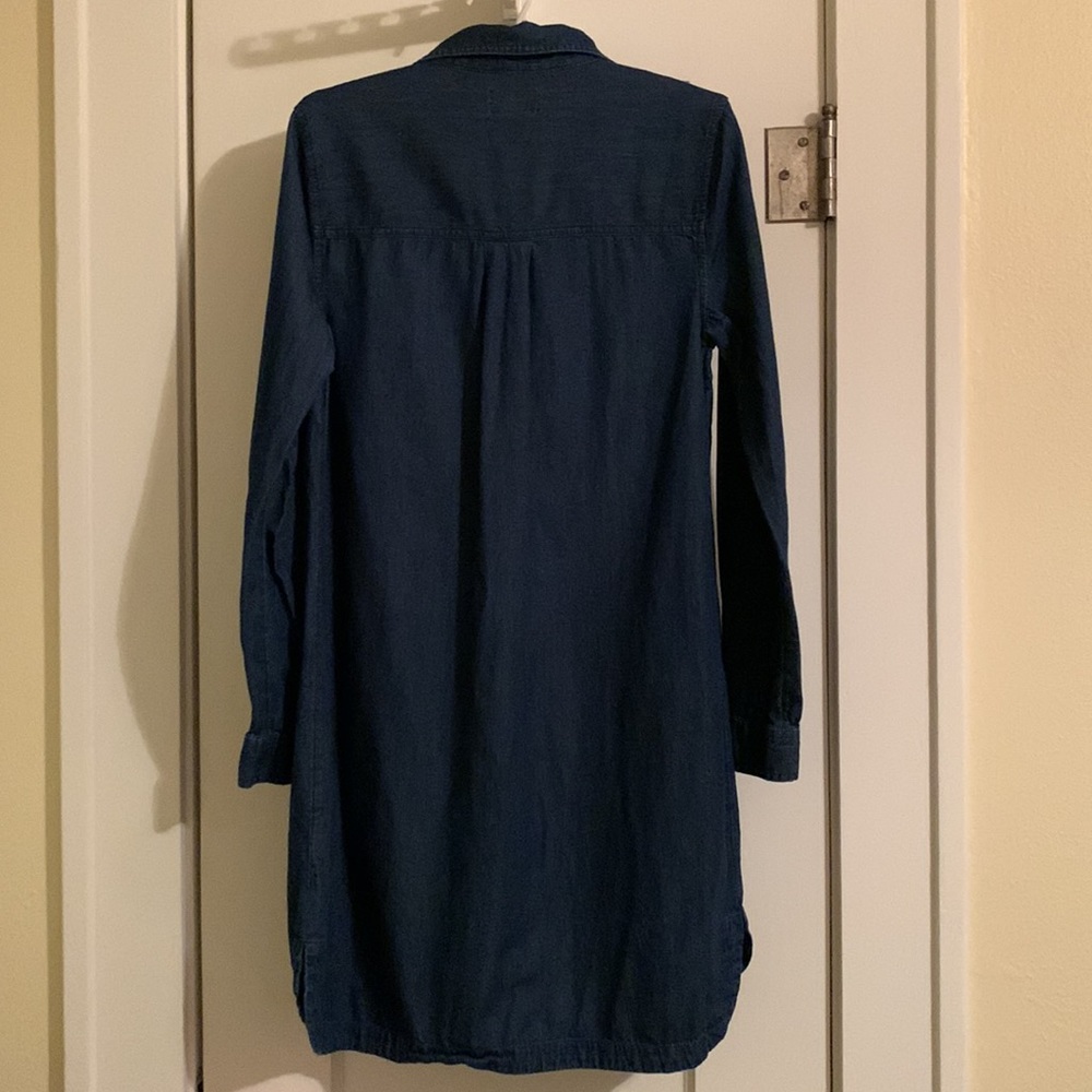 Denim Shirtdress Curved Hem, Long Sleeve, Button Front & Cuffs, Multi-Season EUC - Picture 3 of 6